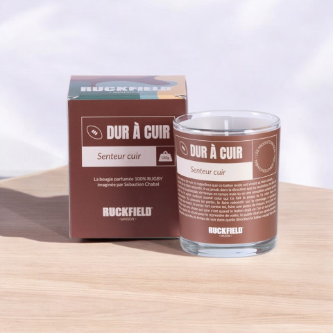 LEATHER SCENTED CANDLE