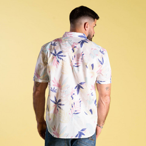 White patterned shirt Ruckfield IWI of Pacific