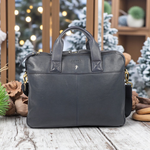 Ruckfield blue leather towel