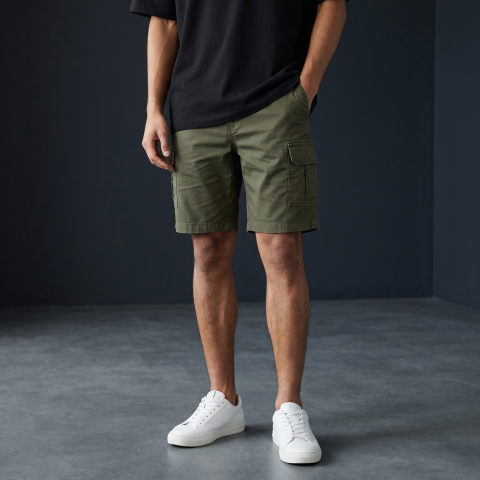 Essential khaki Ruckfield cargo shorts